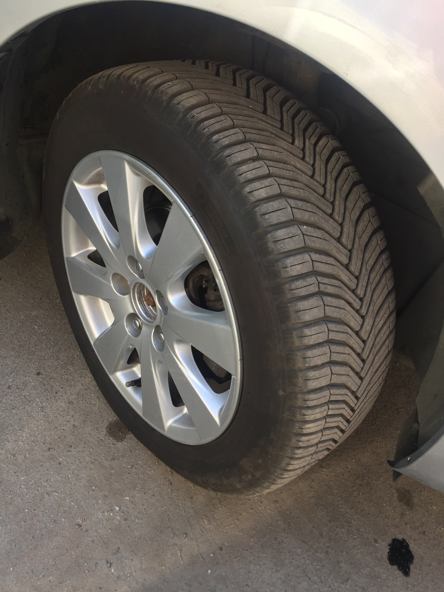 Купить Мишлен Кросс Климат 185 60 Р14