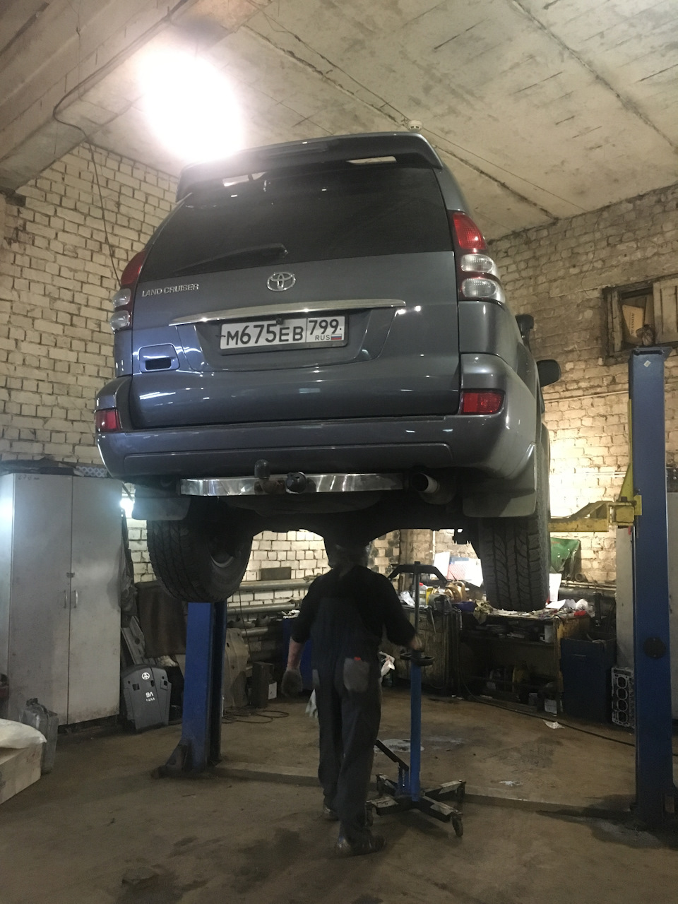 Фото в бортжурнале Toyota Land Cruiser Prado 120-series