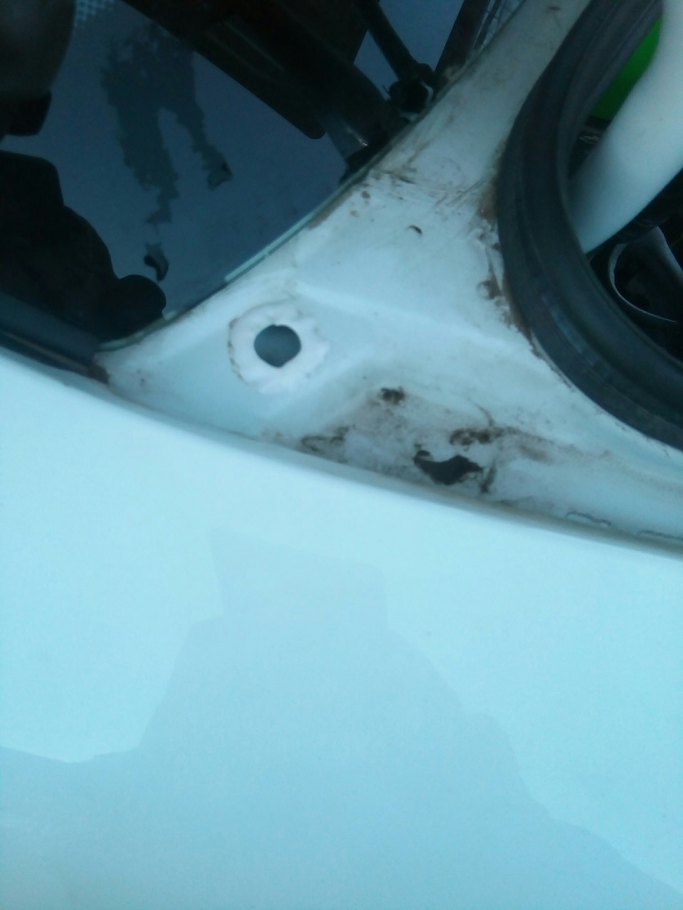 Хочу поставить датчик наружной температуры. — Lada Приора седан, 1,6 л ...