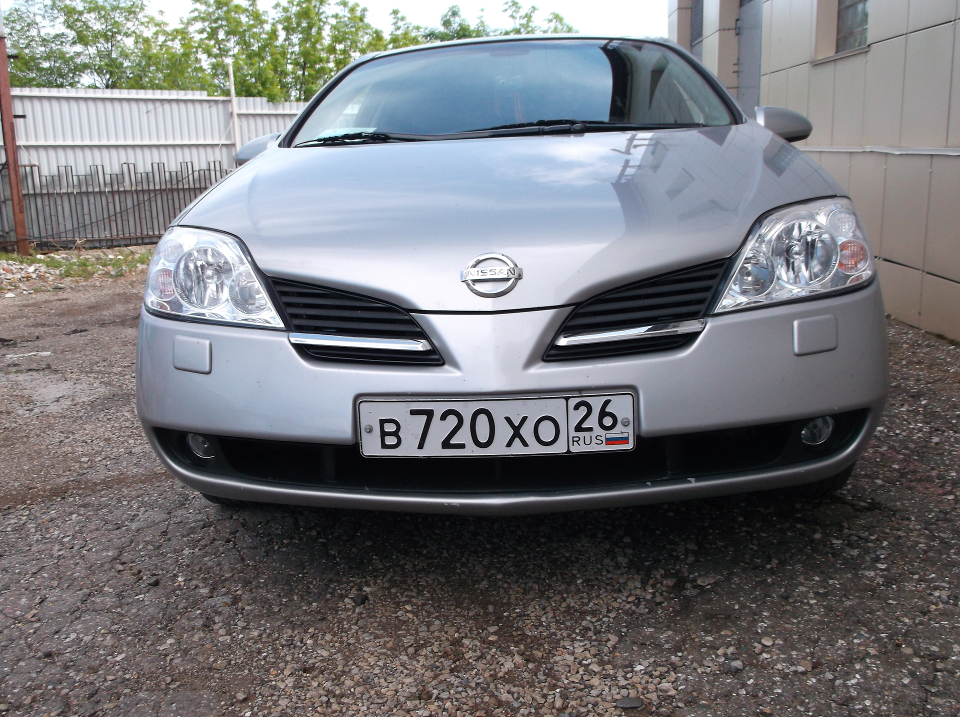 Ниссан примера хабаровск. Nissan primera p12 лампы. Led Nissan primera p12. Nissan primera 1.6 Elegance. Nissan primera р12 губа Самурай.