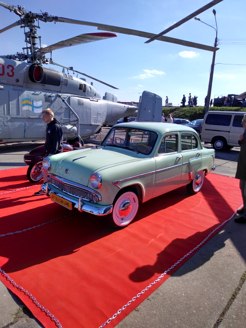 Фото с выставки в Киеве — Москвич 403, 1,3 л, 1964 года | фотография ...