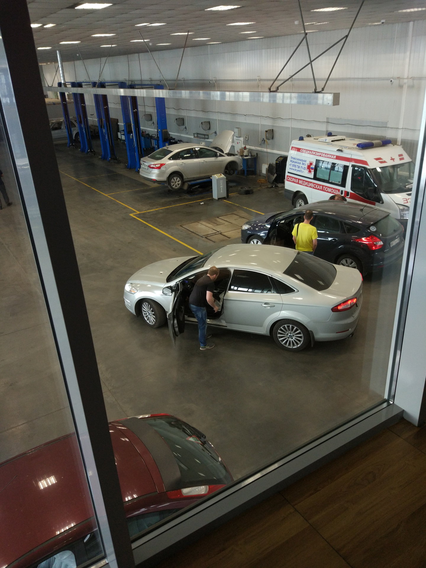 Замена масла в роботе — Ford Mondeo IV, 2 л, 2011 года | визит на ...