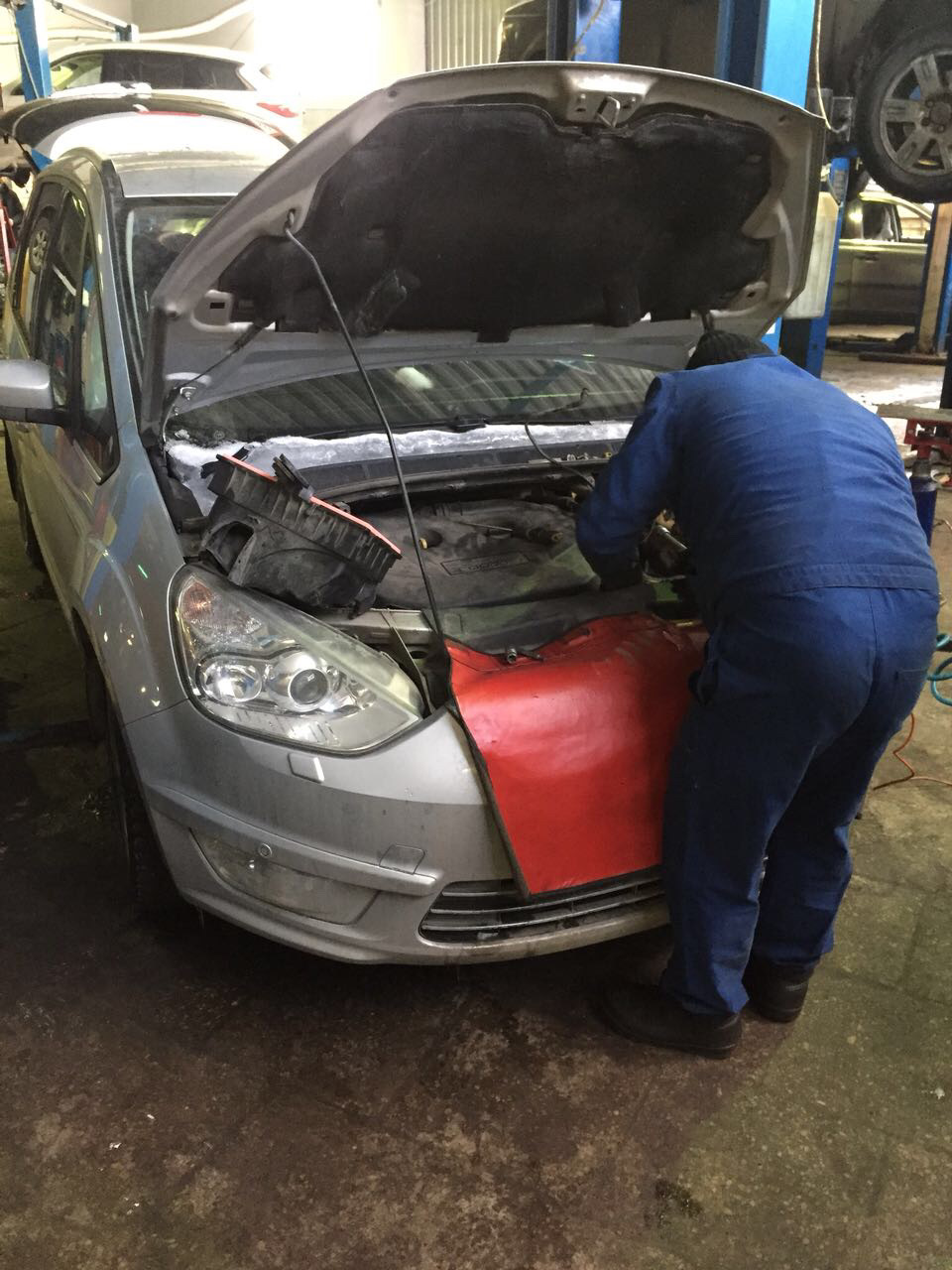 Фото в бортжурнале Ford Galaxy (Mk III)