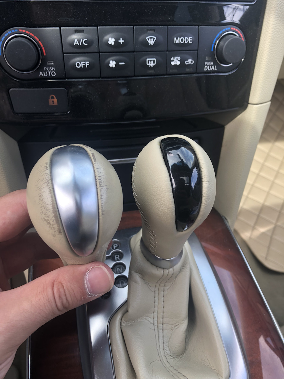 снять ручку инфинити