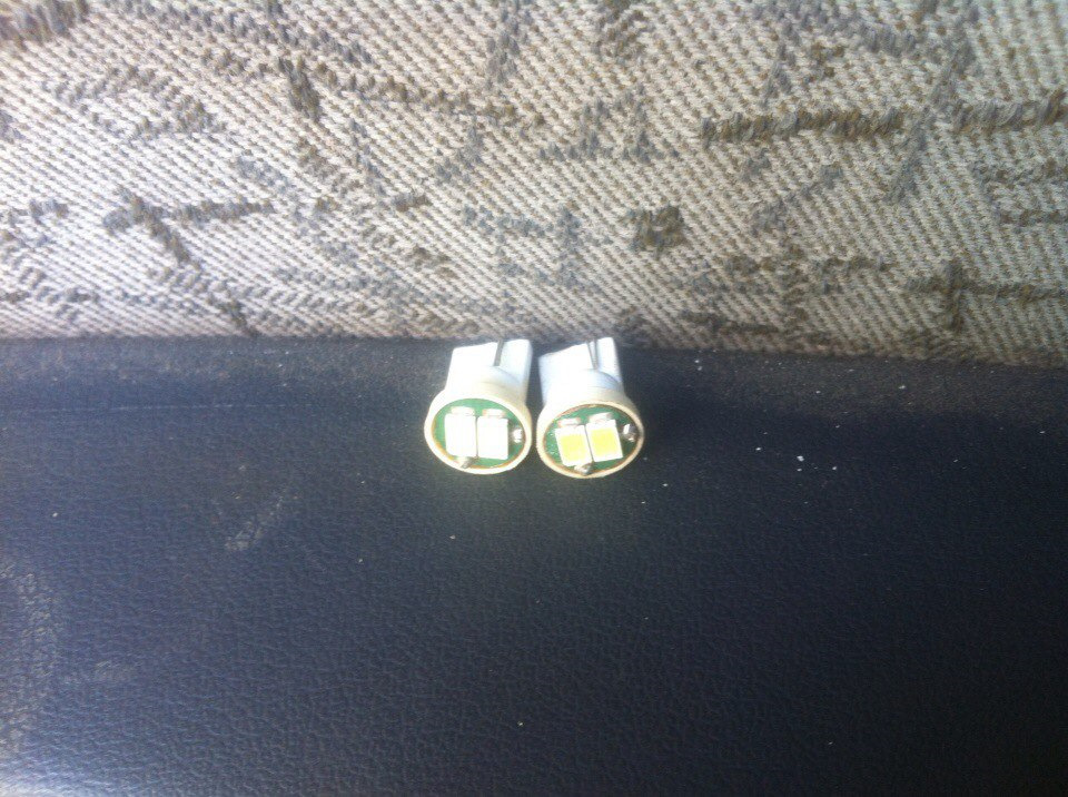 Светодиоды в габаритах — LADA Калина хэтчбек, 1,6 л., 2007 года ...