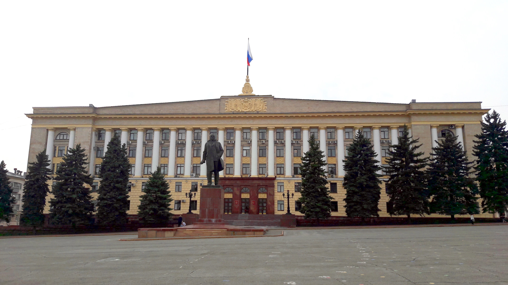 Николаев здание областной администрации