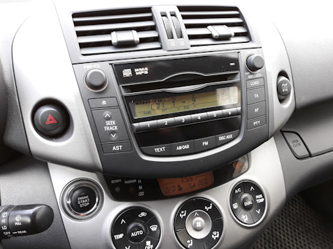 Rav4 как снять магнитолу Бортжурнал Toyota RAV4 SportEdition4WD