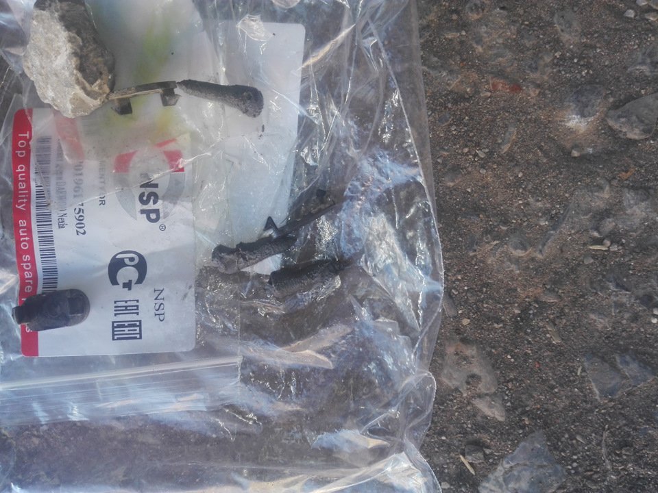 Установка задних концевиков, ржавчина на кузове. Закончил. — Daewoo ...