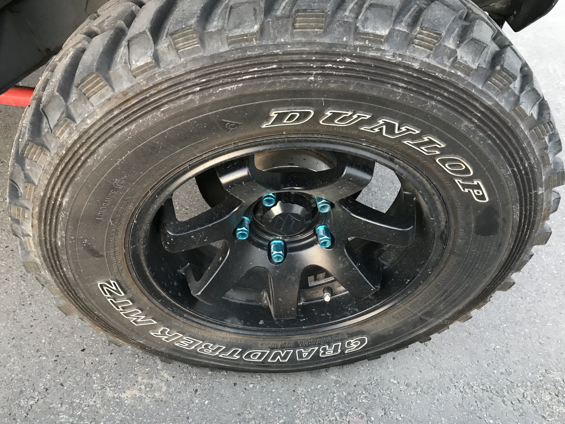 Dunlop r16 225 75. Dunlop Grandtrek mt2 Jimny. 195/80 R16 Jimny. Джимни на 225/75 r16. Резина для Suzuki Jimny r18.