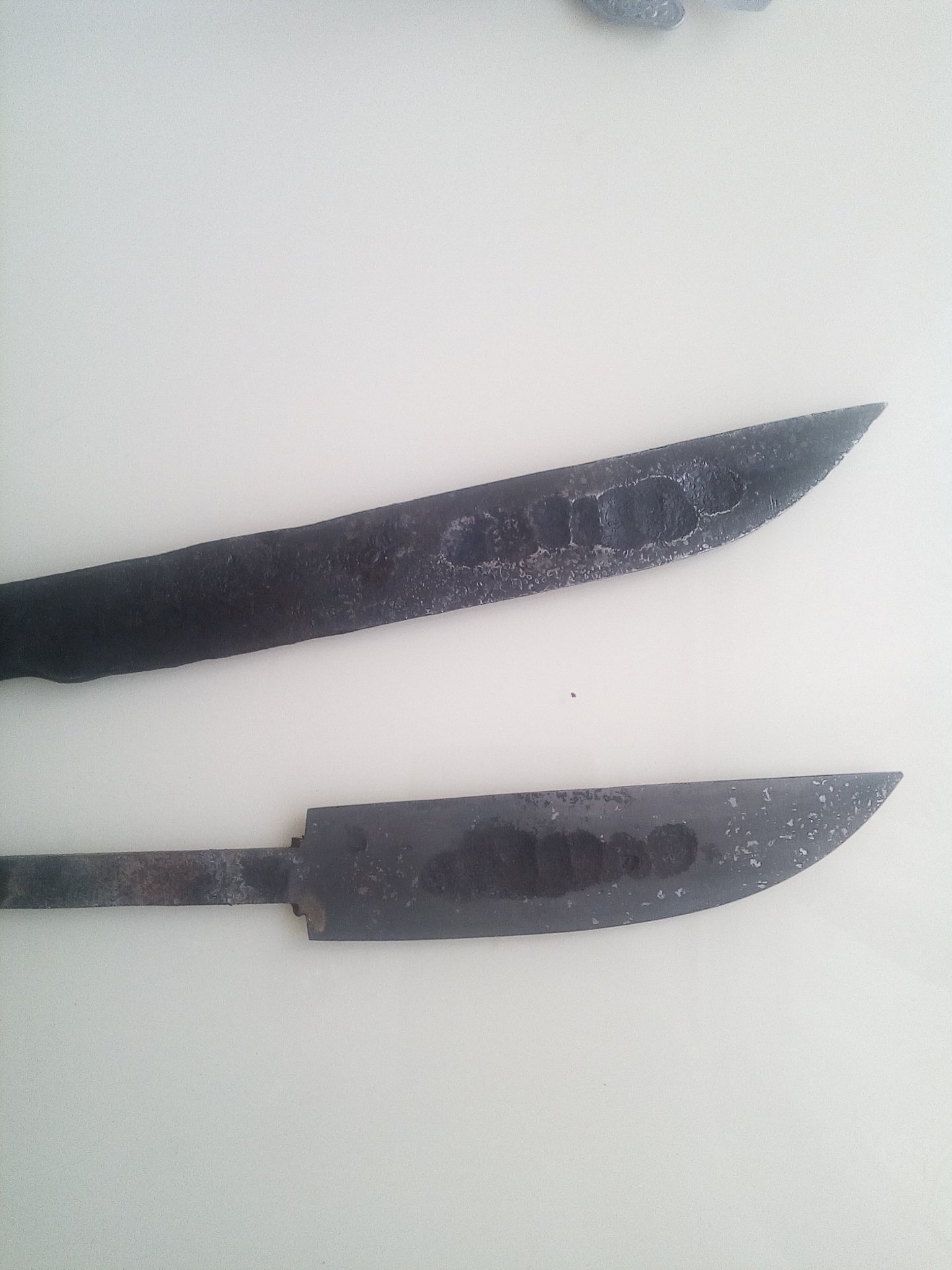 нож из подшипника своими руками. нож из подшипника. нож из обоймы подшипника. ножи кованые из подшипника. самодельный нож из подшипника.