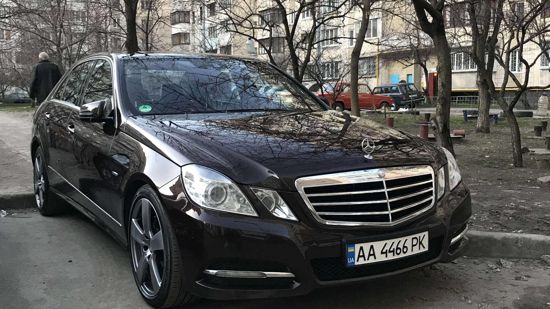 Mercedes-Benz W - фото, цена, характеристики Мерседес W S-класс