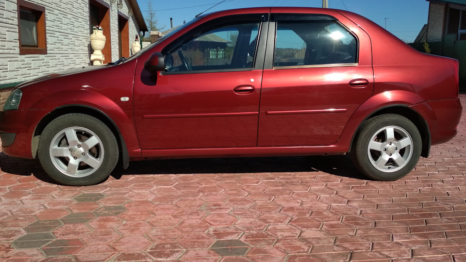 Короткий тросик ручника. Лада калина журнал за рулем. Рено свист под капотом на скорости. Рено логан аварийный стакан. Logan ii (k52).