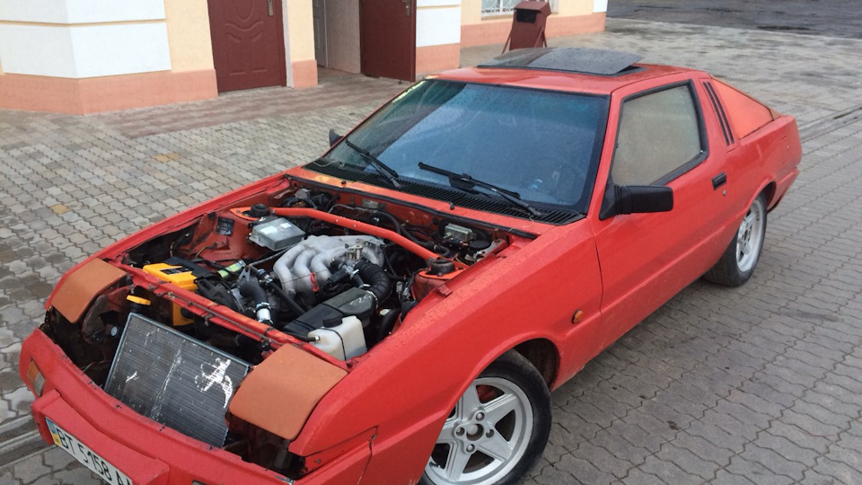 Газовые стойки капота Видео работы — Mitsubishi Starion, 2,5 л, 1983 ...