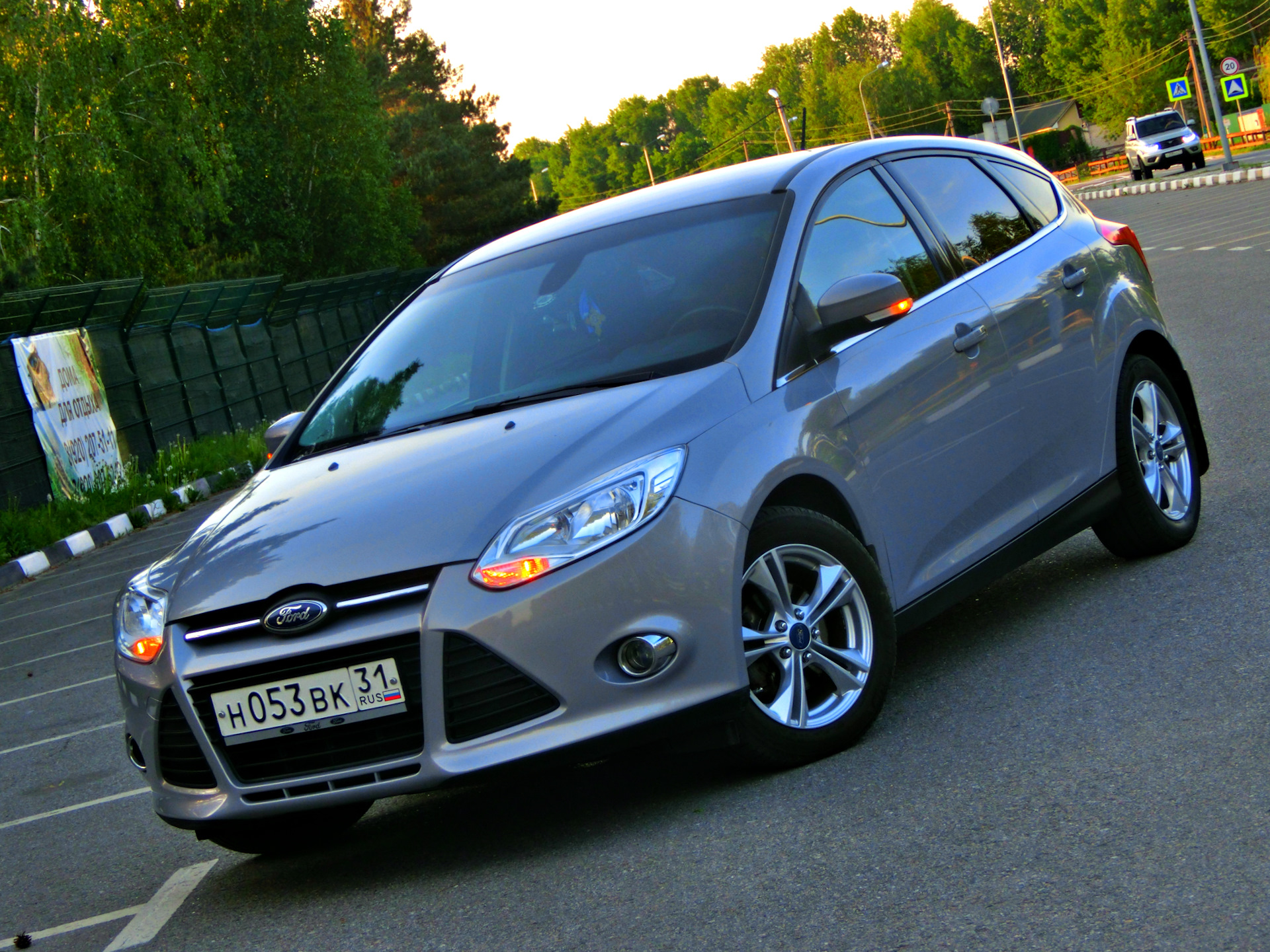 Форд фокус 3 есть. Ford Focus 3. Ford Focus 3 Hatchback. Ford Focus 2012. Ford Focus 3 2011.