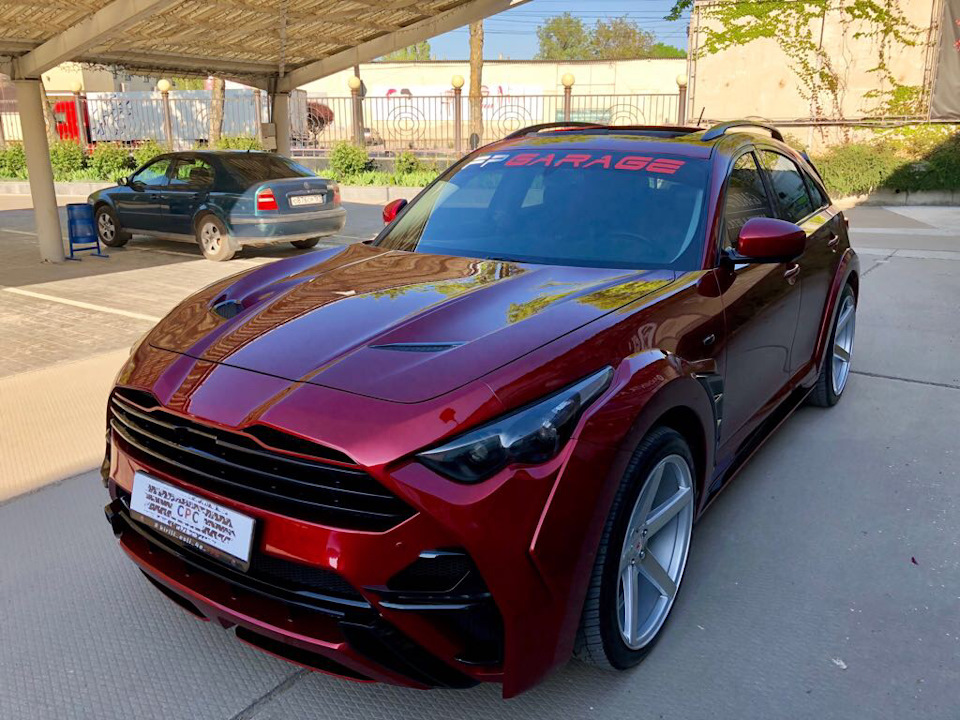 Infiniti fx50s малиновый Кэнди