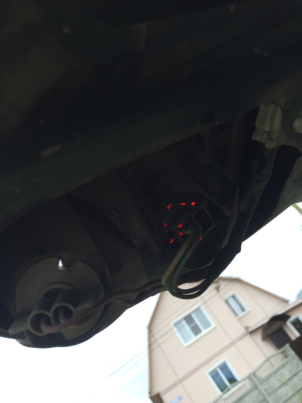 Замена лампочки Стоп-сигнала — Toyota Camry (V40), 1,8 л, 1995 года ...