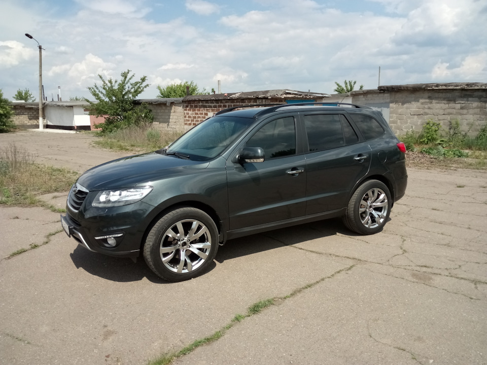 VOSSEN CV3 R20 на SANTA FE DM - Hyundai Santa Fe (3G), 2 л, 2014 года колёсные д