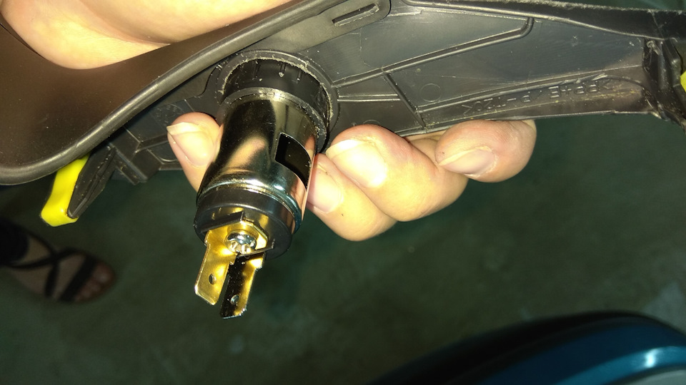 Совмещение прикуривателя и USB-PD устройств