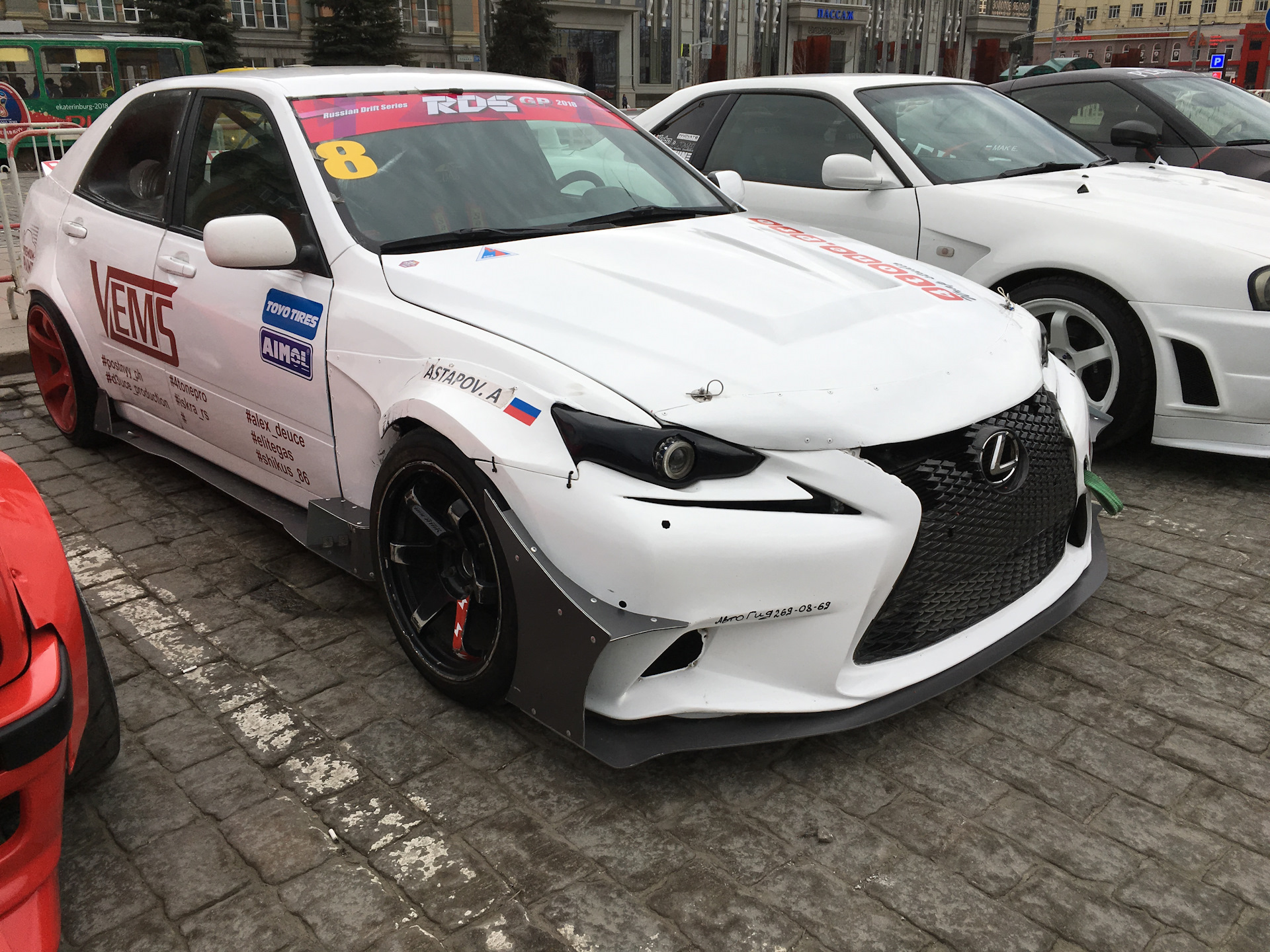 Тюнинг оки екатеринбург. Екб тюнинг. 14 в екатеринбурге тюнингованная. Toyota mark 2 в гринвиче. Элитный тюнинг.