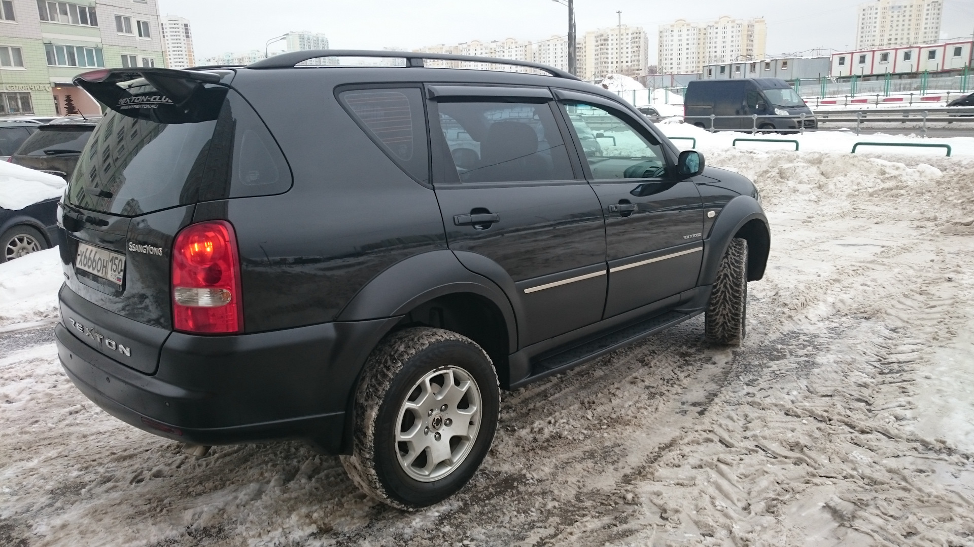 Санг енг рекстон с пробегом. Рекстон 2.7. ССАНГЙОНГ Рекстон 2008. SSANGYONG Rexton 2,7 XVT. 2.7 XVT 4wd at (186 л.с.).