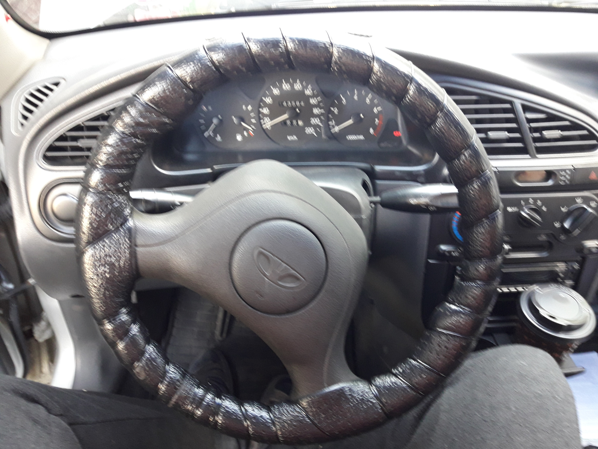 Оплетка ланос. Оплетка ланос. Руль дэу ланос. Размер руля заз шанс 1. Оплетка ланос.