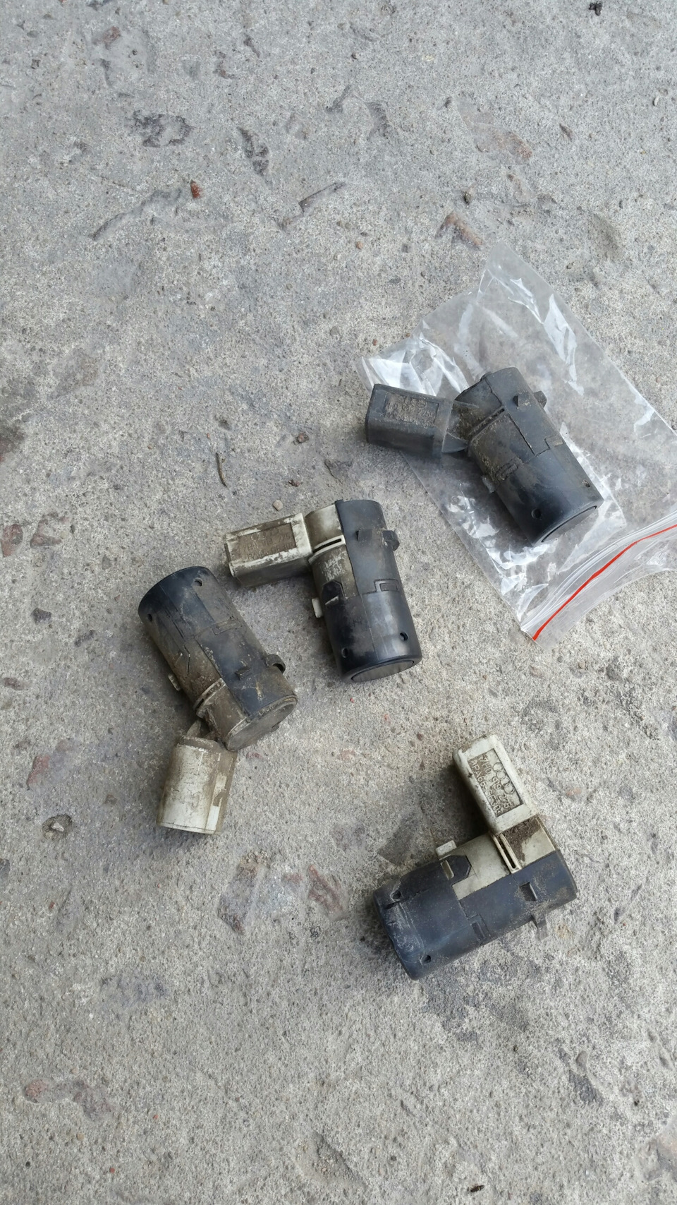 Замена парктроников — Audi A6 Avant (C5), 2,5 л, 2004 года ...