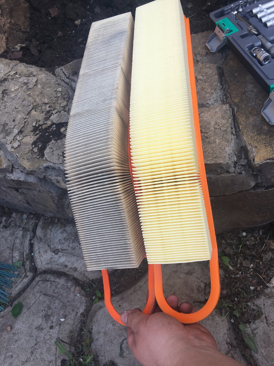 7. Воздушный тоже в хорошем состоянии был, но заменить пора — Peugeot 308 (1G)