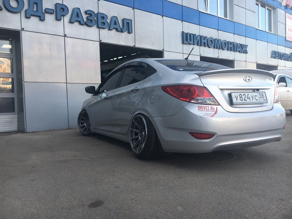 Hyundai Solaris 2012 стенс