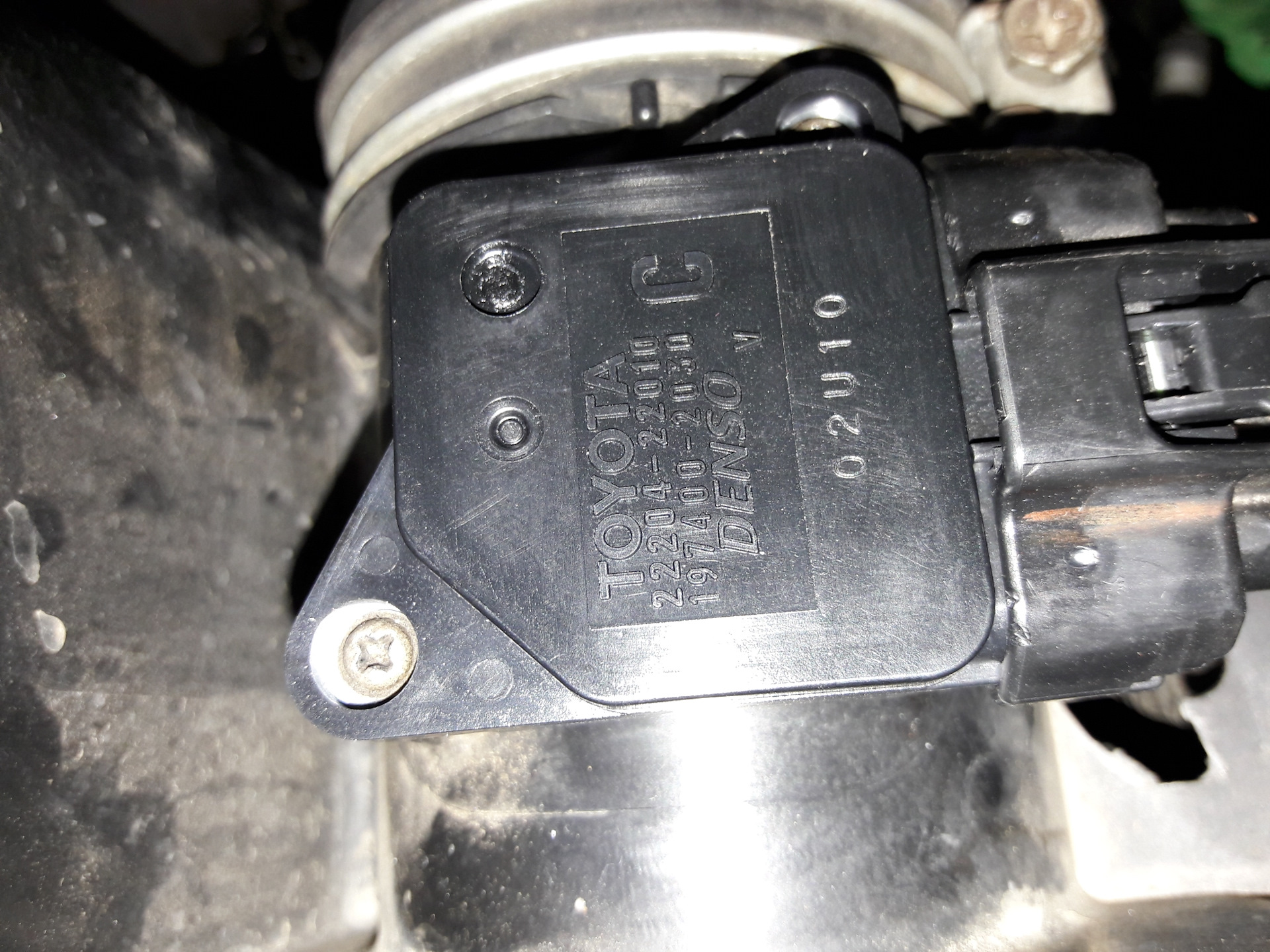 Замена датчика дмрв — Toyota Highlander (XU20), 2,4 л, 2004 года ...