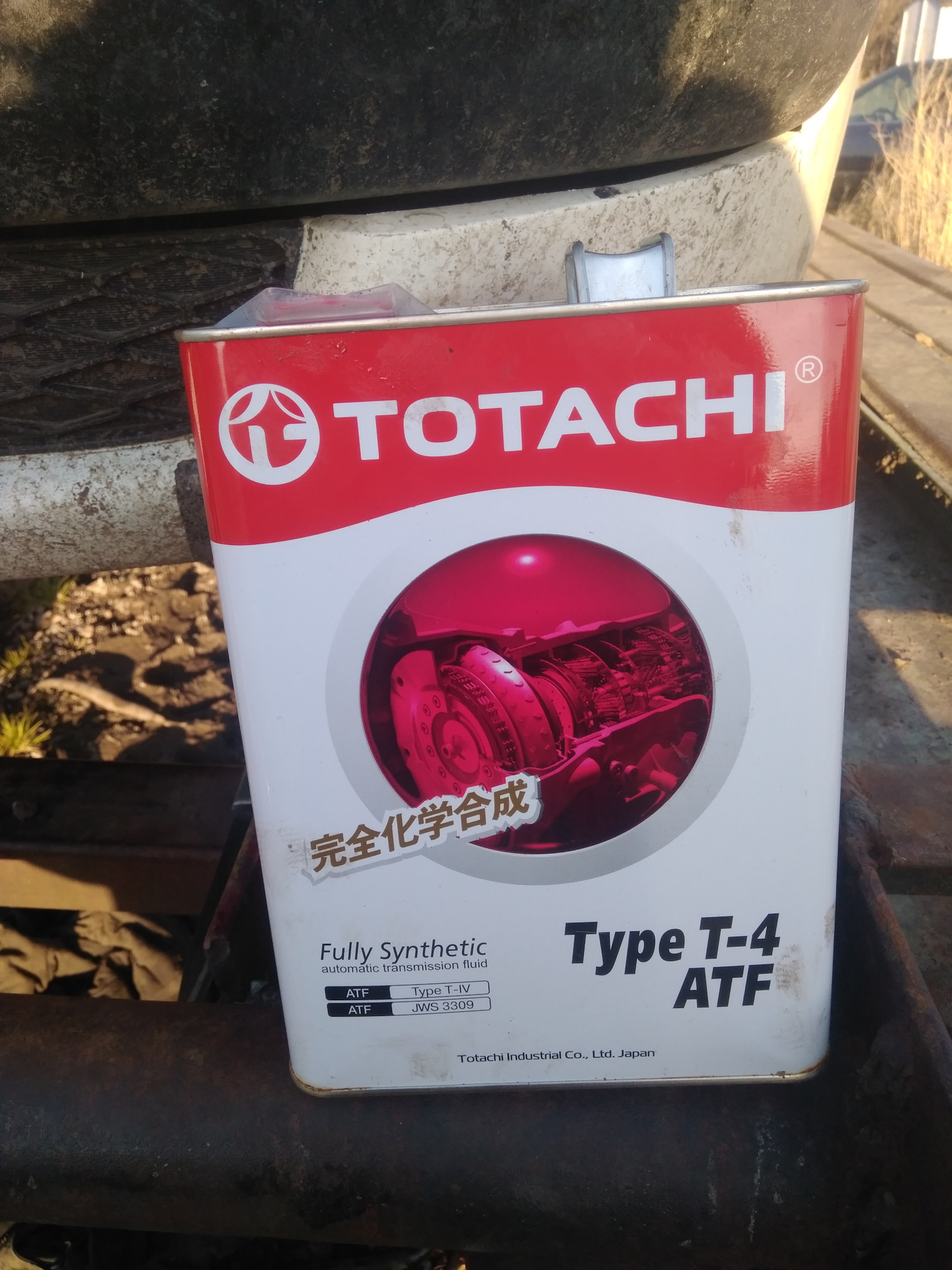 Totachi atf type. TOTACHI ATF Type t-IV. Масло Тотачи для коробки автомат. Масла в АКПП Тойота Камри Тотачи. Масло в коробку японское.