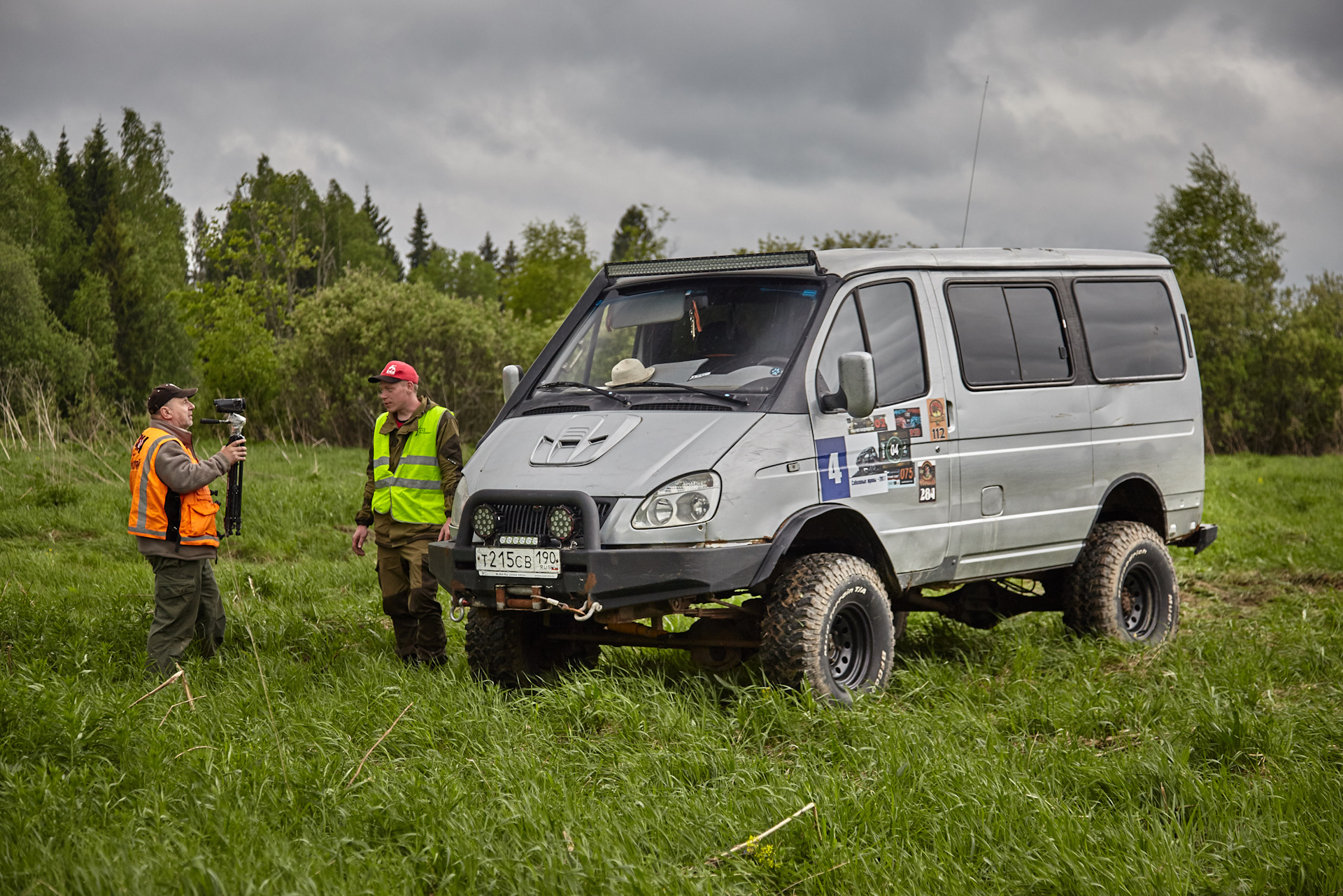 Соболь 4х4 видео. ГАЗ-221717 Соболь 4х4. УАЗ Патриот Соболь 4х4. Соболь 4х4 off Road. Соболь 4х4 дизель оффроуд.