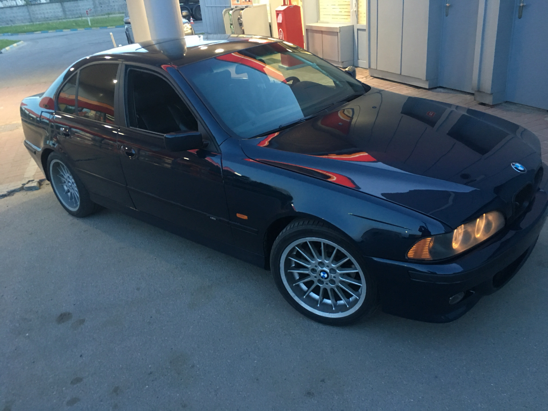 Диски 32. BMW e39 32 стиль. БМВ е39 32 стиль r17. BMW e39 32 Style r18. BMW e39 32 стиль r18.