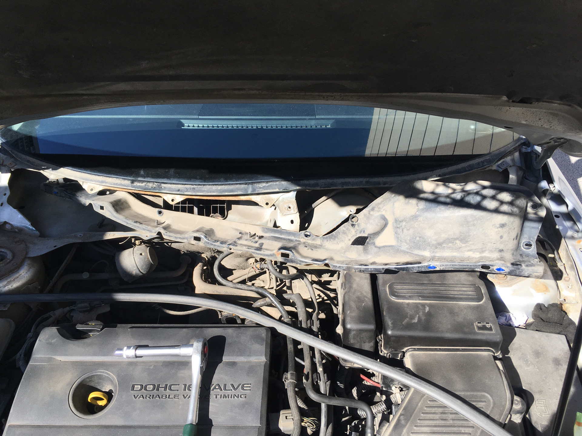 Поводок дворника Мазда Демио купить в Россоши! Цены на новые, бу и контрактные з