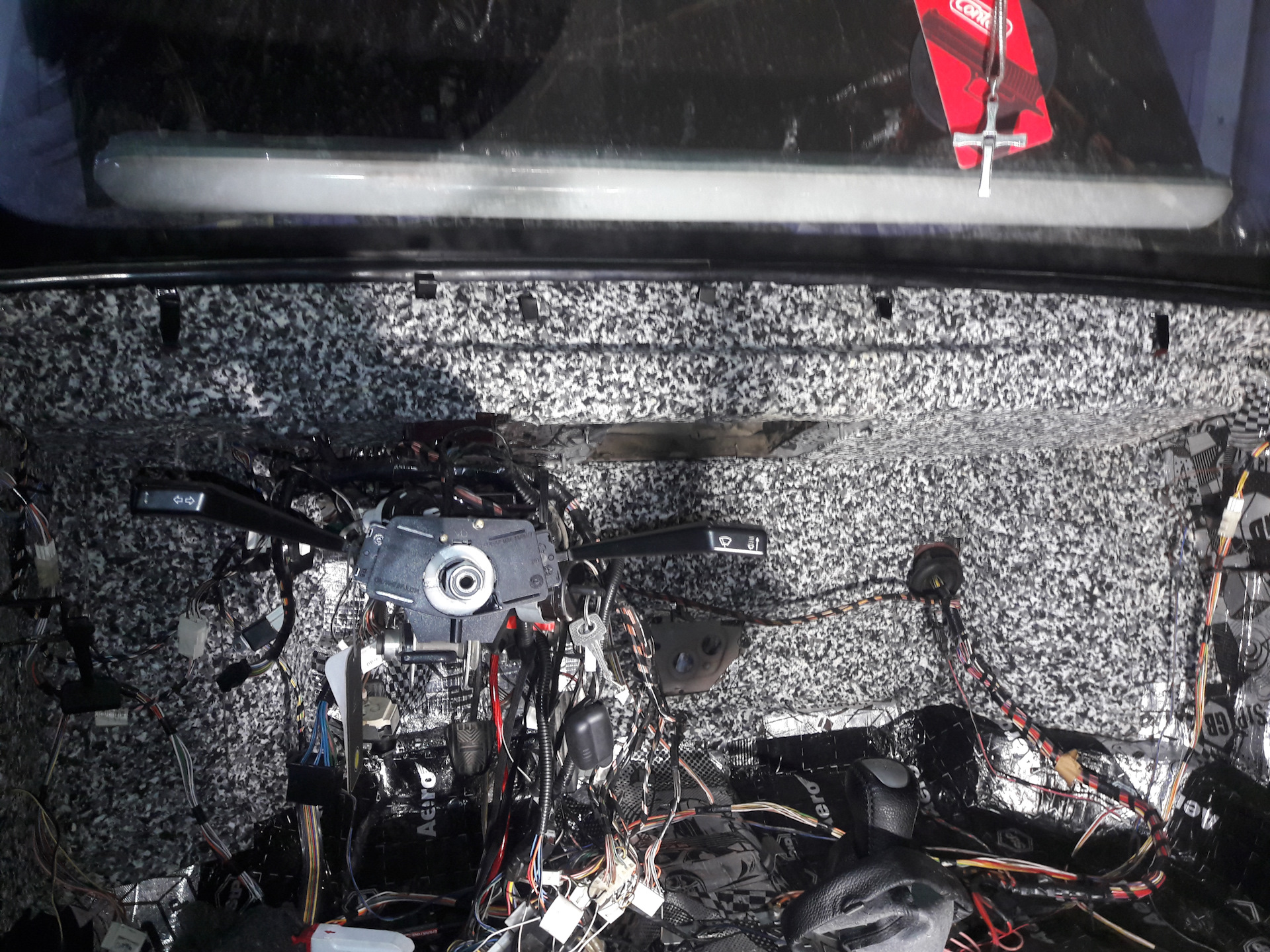 Шумоизоляция моторного щита ваз. Шумоизоляция моторного щита ваз 2112. Шумоизоляция моторного отсека уаз 3151. Шумоизоляция моторного щита ваз 2114. Шумоизоляция моторного отсека уаз 31514.