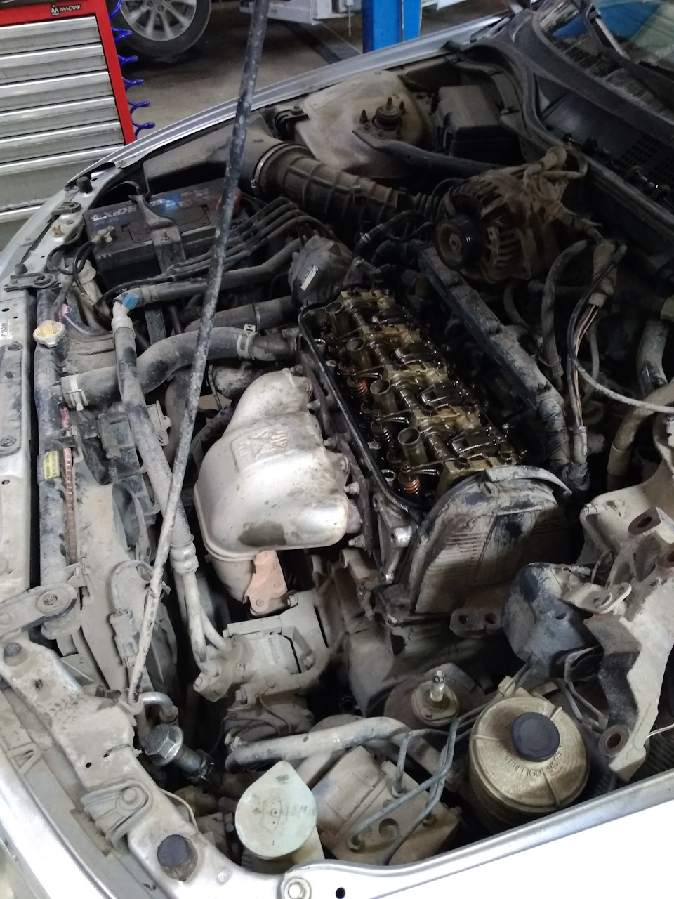 Регулировка ремня грм — Honda Accord (6G), 1,8 л, 2000 года | визит на ...