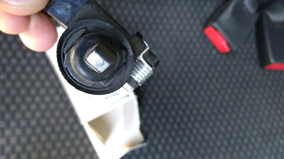 Фото в бортжурнале Nissan Note (1G)