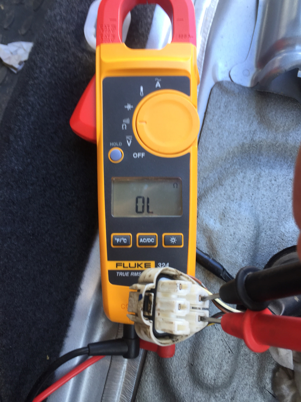 Реле 056700 5260 за что отвечает. 6f9e9g4l61 960. Реле 056700 5260 за что отвечает фото. Реле 056700 5260 за что отвечает-6f9e9g4l61 960. картинка Реле 056700 5260 за что отвечает. картинка 6f9e9g4l61 960. В прошлом году после покупки машины кондей все лето вел себя как то странно. он включался и холодил, но не сразу. То минут 10 прождешь, а то и пол часа. Я думал что хладоген пора заправлять, и до ездил лето так.А в этом году он совсем не захотел включаться, поехал заправлять кондиционер, а мастер в ответ… у вас газ в системе есть, что то с электрикой не так. Компрессор не включаеться… мол езжайте к электрику. Реле 056700 5260 за что отвечает. 6f9e9g4l61 960. Реле 056700 5260 за что отвечает фото. Реле 056700 5260 за что отвечает-6f9e9g4l61 960. картинка Реле 056700 5260 за что отвечает. картинка 6f9e9g4l61 960. В прошлом году после покупки машины кондей все лето вел себя как то странно. он включался и холодил, но не сразу. То минут 10 прождешь, а то и пол часа. Я думал что хладоген пора заправлять, и до ездил лето так.А в этом году он совсем не захотел включаться, поехал заправлять кондиционер, а мастер в ответ… у вас газ в системе есть, что то с электрикой не так. Компрессор не включаеться… мол езжайте к электрику.