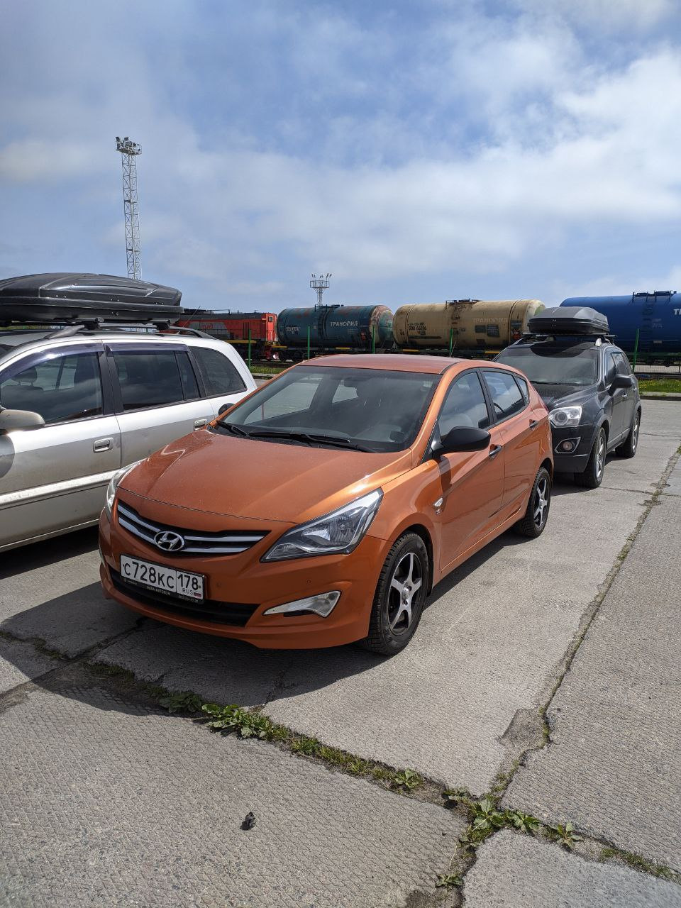 Отправка автомобиля на пароме из Санкт-Петербурга в Калининград — Hyundai  Solaris Hatchback, 1,6 л, 2015 года | путешествие | DRIVE2