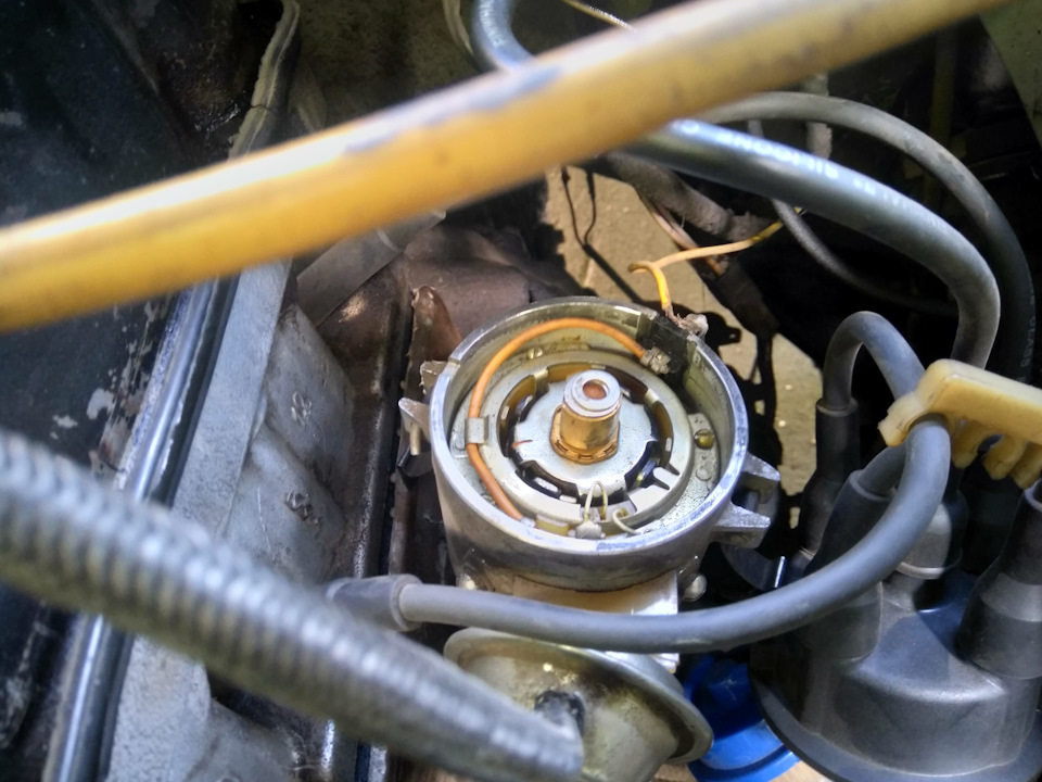 Небольшая дороботка бесконтактного трамбера на Волге. — ГАЗ 31029, 2,5 ...