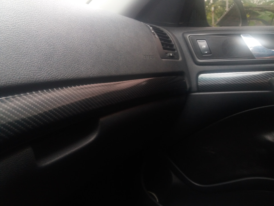Поклейка декоративных вставок в карбон/глянец — Skoda Octavia A5 Mk2, 1 ...