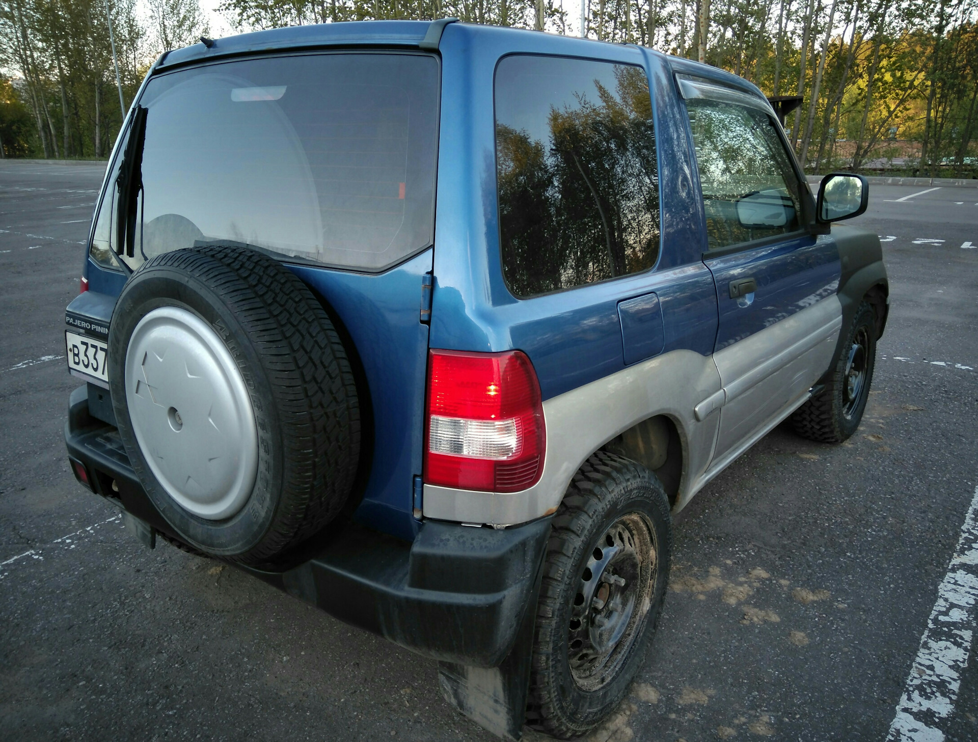 Mitsubishi pajero pinin 1.8. Pajero Pinin. Паджеро Пинин 1.8 MPI. Мицубиси Паджеро Пинин 2000. Mitsubishi Pajero Pinin салон.