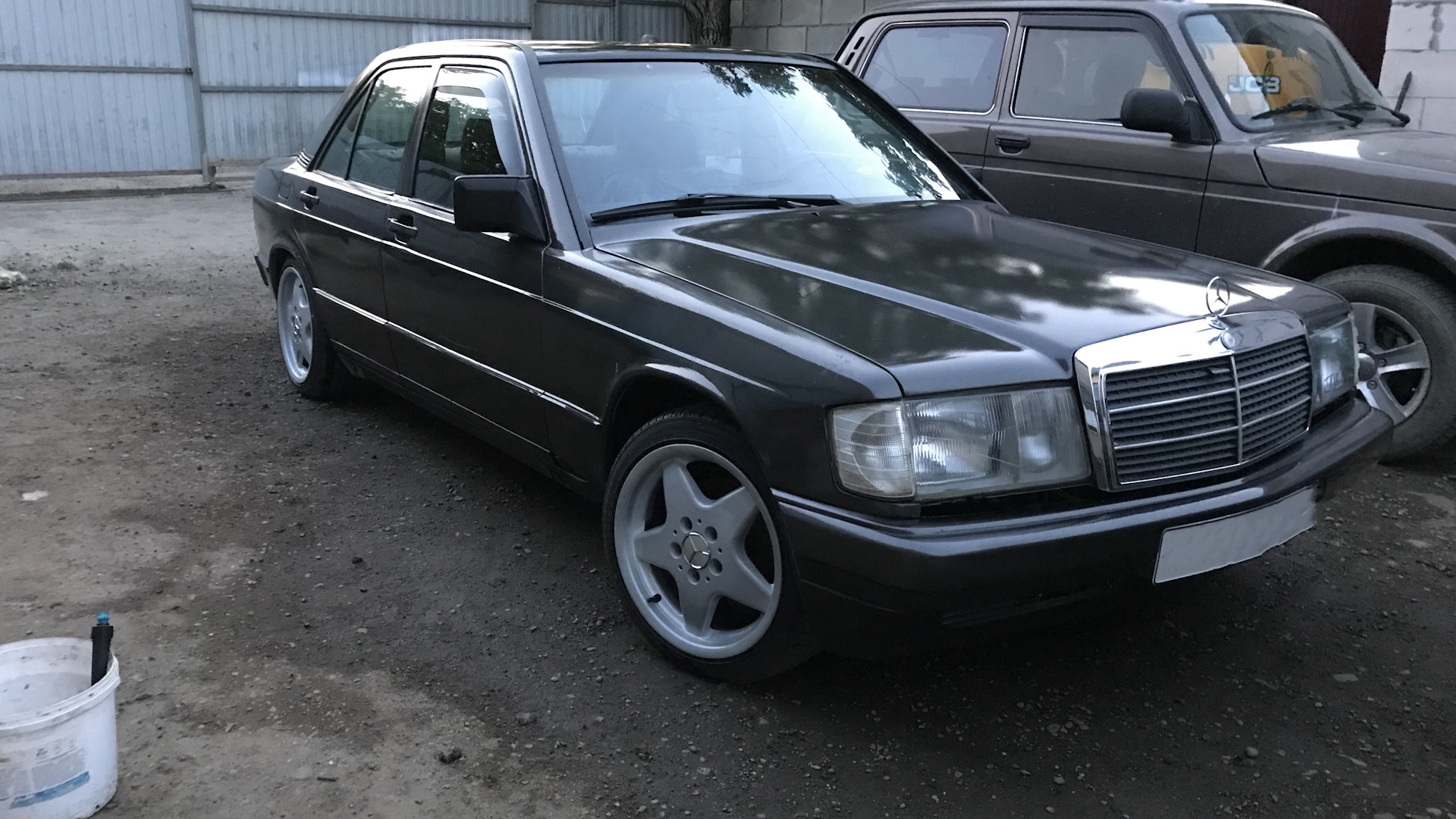 W190 Mercedes бандит