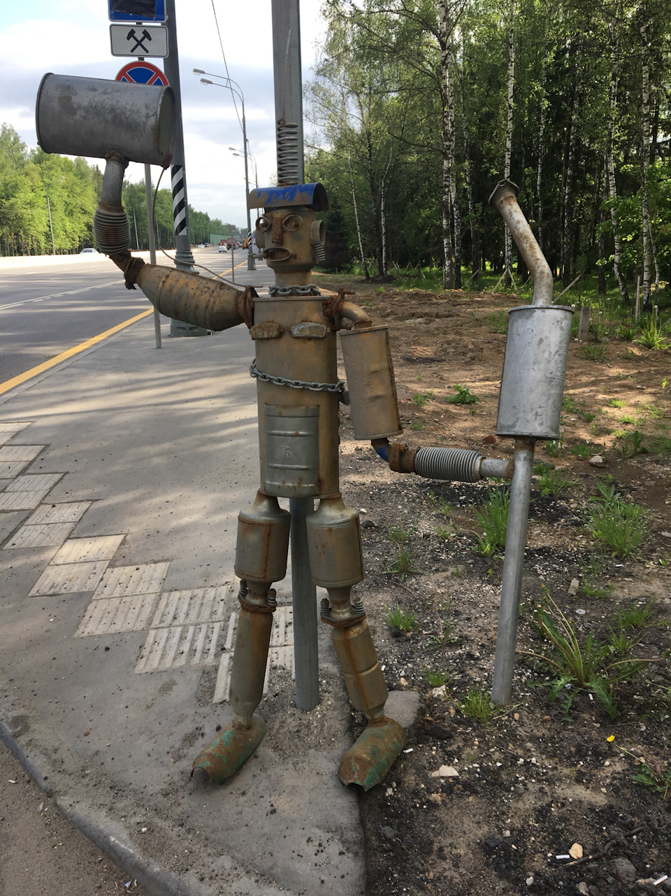 Сечет глушитель, воняет в салоне. — Audi A6 (C4), 1,8 л., 1996 года ...