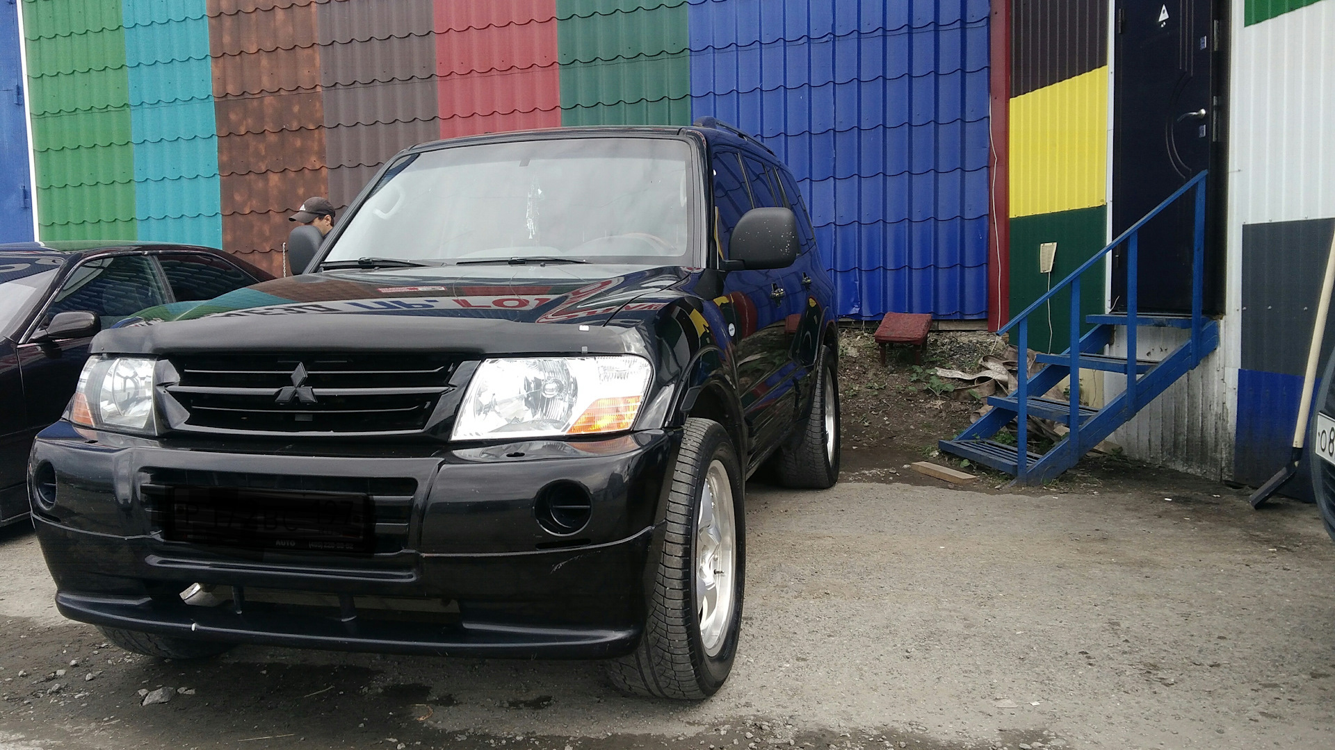 Mitsubishi Pajero (3G) 3.5 бензиновый 2000 | BLACK PANZER モンテロ на DRIVE2