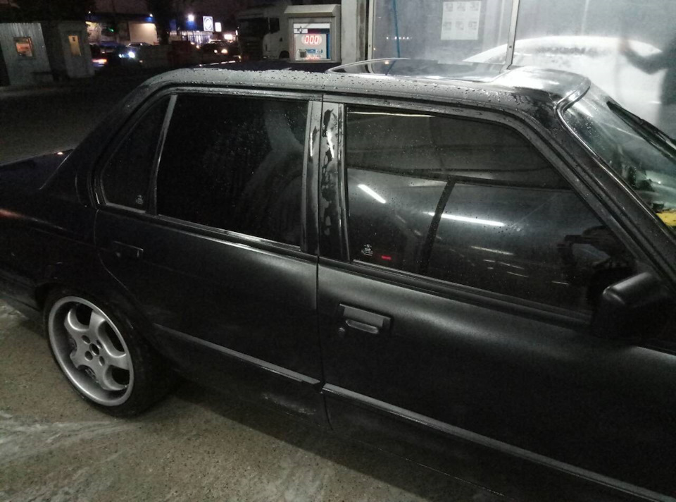 Докинул тонировку на передние боковые — BMW 3 series (E30), 2,8 л, 1989 ...