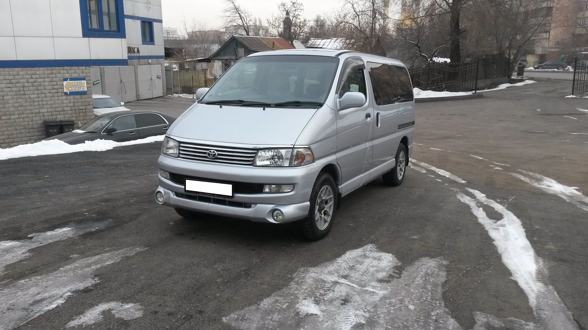 Хайс региус. Тойота Hiace Regius. Toyota Regius 4wd. Toyota Hiace Regius 4wd. Toyota Hiace Regius 1997.