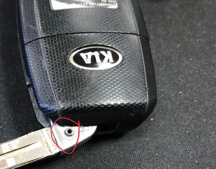 Как разобрать ключ киа сид jd Плохо выкидывается ключ. Решение - KIA Ceed (2G), 1,6 л, 2013 года своими руками