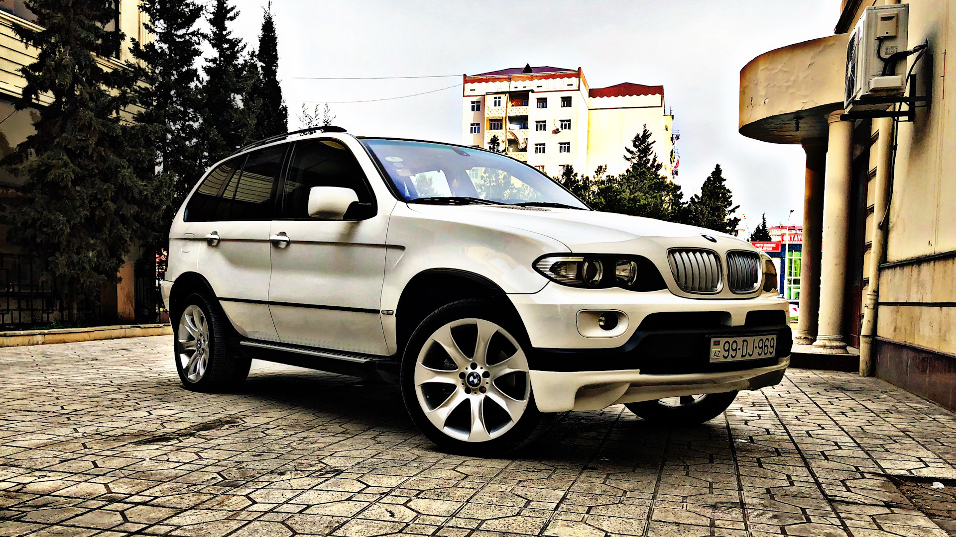 BMW X5 (E53) 3.0 бензиновый 2005 | E53 White Lion на DRIVE2