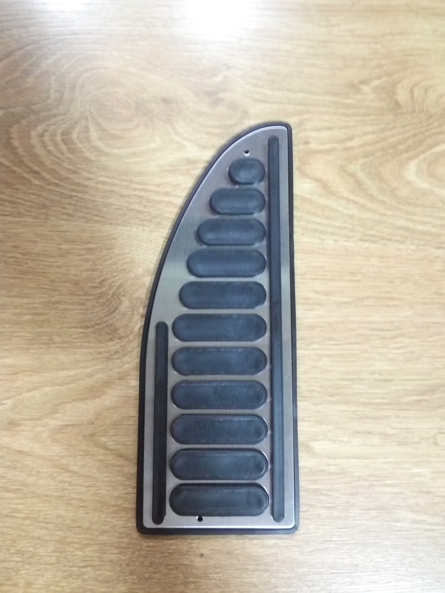 Накладки на педали jaguar xj. Накладка под левую ногу водителя мазда сх 5. Pajero sport 2022 педали. Универсальный алюминиевые накладки педали на fiat ducato 250 кузов. Подставка под левую ногу.