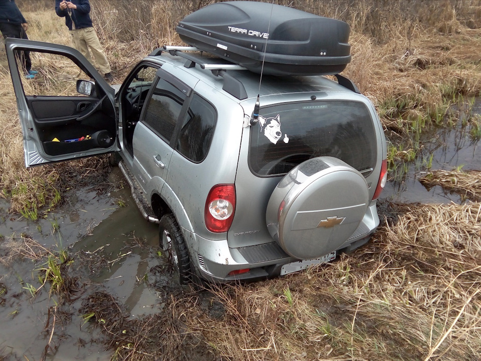 Шашлык на хребте Нурали. — Chevrolet Niva (1G), 1,7 л, 2014 года ...